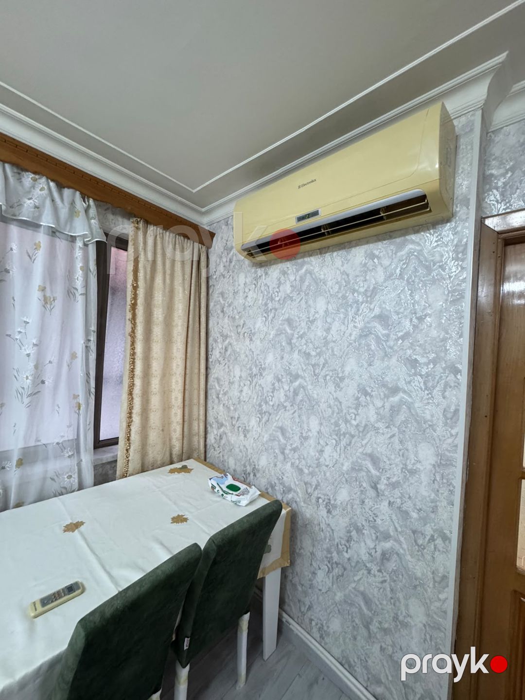 İcarə: 3 otaqlı Köhnə tikili, 80 m², Səbail rayonu — Mənzil, Bakı (4)