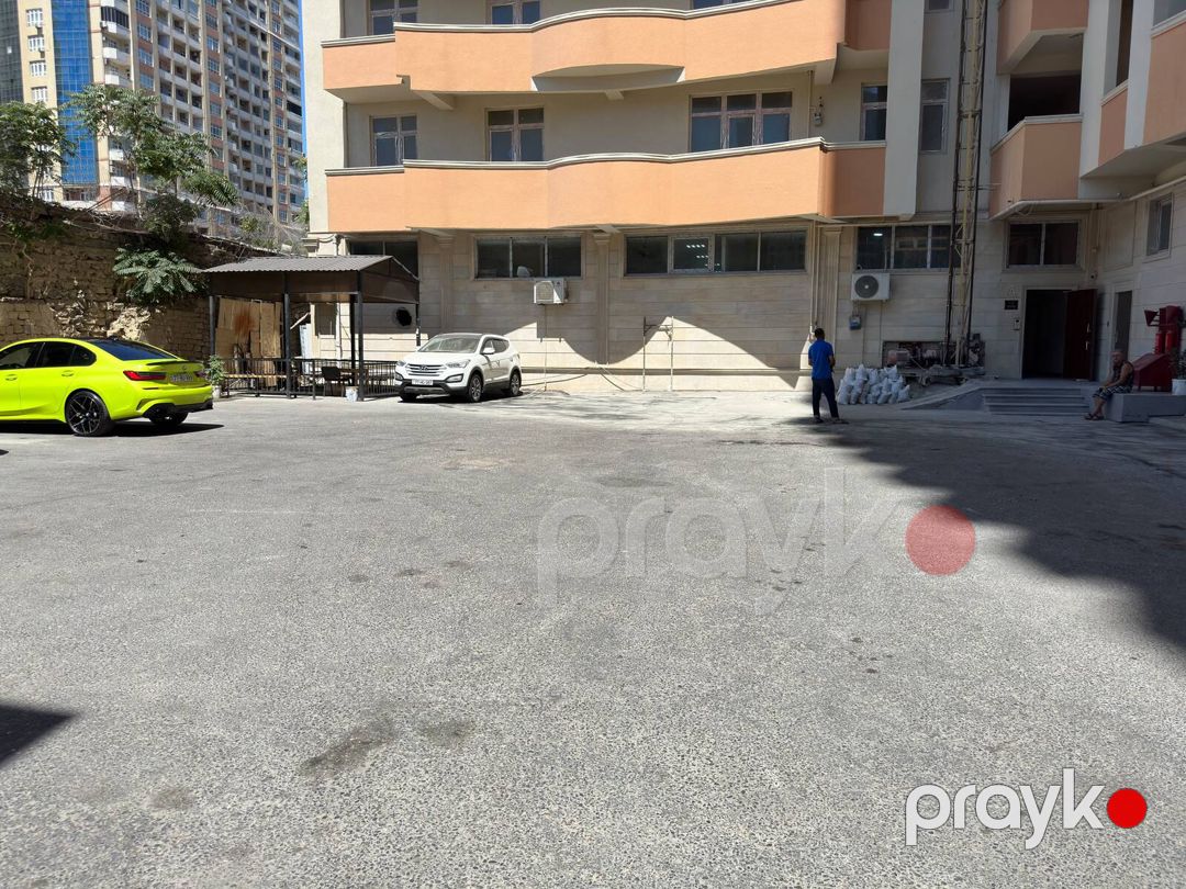 Satılır 4 otaqlı yeni tikili 177.5 m² — Mənzil, Bakı (3)