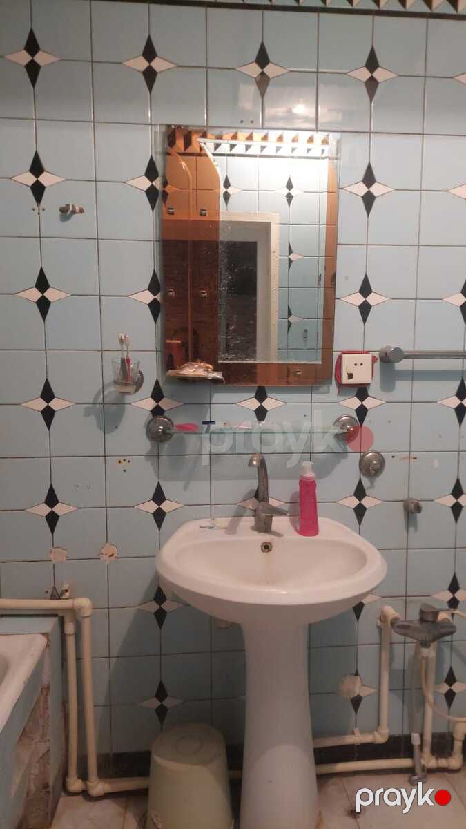 Satılır 2 otaqlı köhnə tikili 52 m² — Mənzil, Bakı (8)
