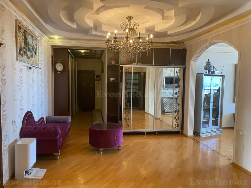Satılır 3 otaqlı Mənzil Yeni tikili 143 m² Bakı, Yasamal r., İnşaatçılar m., Yeni Yasamal — Mənzil, Bakı (4)