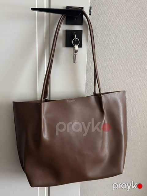 Şokolad-qəhvəyi rəngdə geniş tutumlu tote çanta - Material: hamar — Bakı