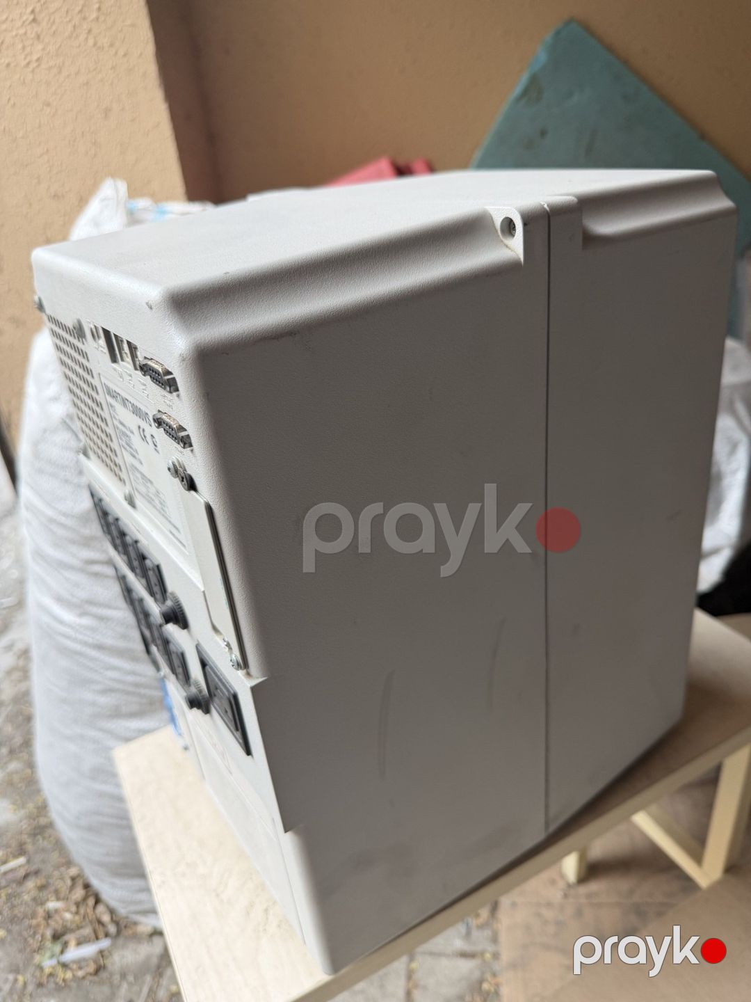 UPS Smartint 3000VS — Periferik cihazlar, Bakı (4)