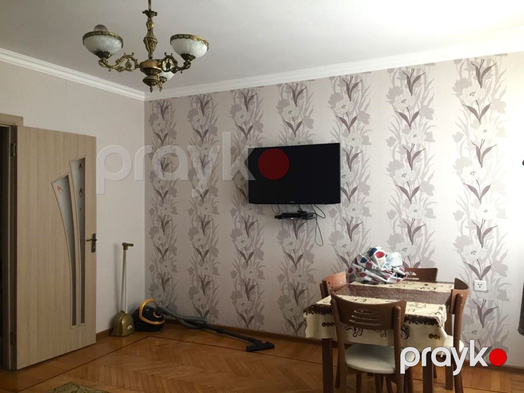 Satılır 2 otaqlı köhnə tikili 65 m² — Mənzil, Bakı (6)