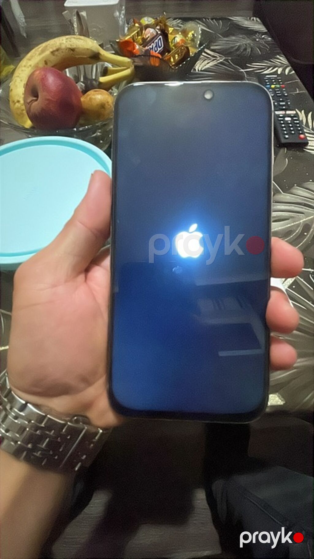IPhone 16 Pro Max, 1 TB, Qara, Simsiz şarj — Apple iPhone, Masazır (3)