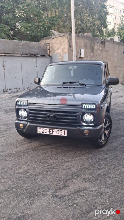 Lada (VAZ) Niva, 1.7 L, 2018 il, 90 600 km — Bakı