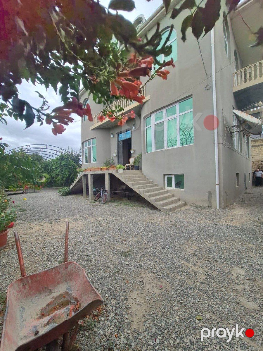 Həyət evi, Saray qəs — Ev, villa, Bakı (2)