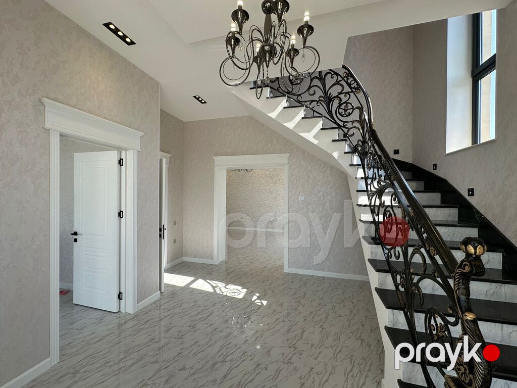 Satılır 5 otaqlı həyət evi/bağ evi 270 m² — Ev, villa, Bakı (5)
