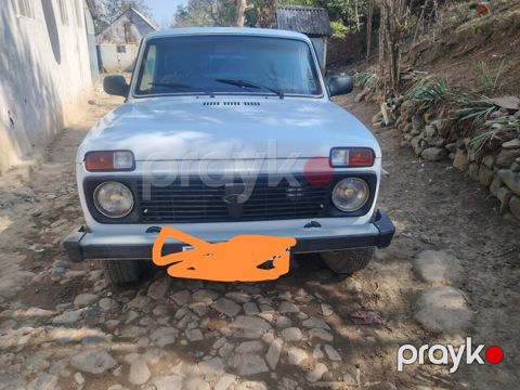 Lada (VAZ) Niva, 1.6 L, 1998 il, 300 000 km — Yardımlı