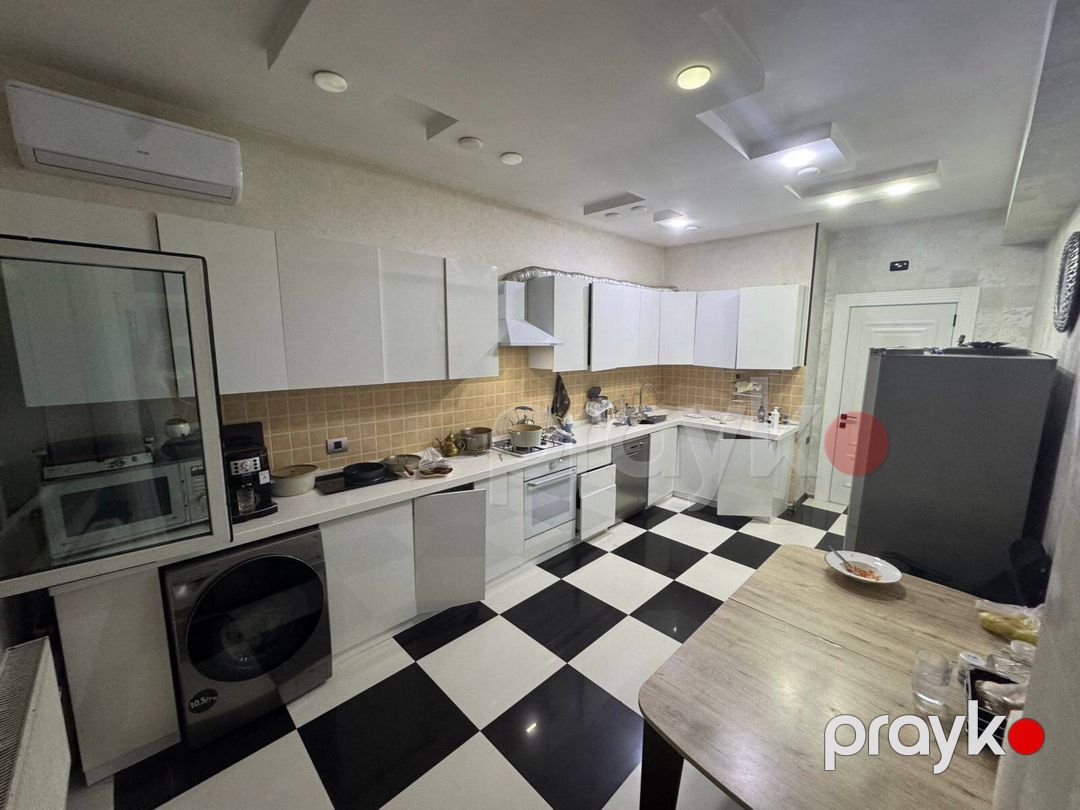 Satılır 4 otaqlı yeni tikili 150 m² — Mənzil, Bakı (12)