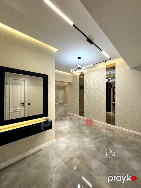 Satılır 4 otaqlı yeni tikili 168 m² — Bakı