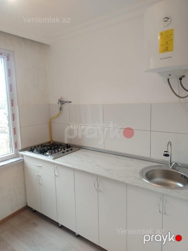 Satılır 2 otaqlı Bina evi menzil (Köhnə tikili), 50 m², 3-cü mikrorayon — Mənzil, Sumqayıt (7)
