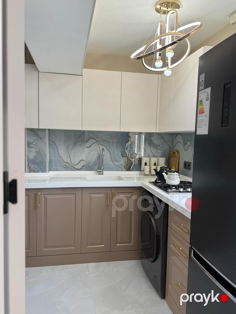 Satılır 2 otaqlı köhnə tikili 70 m² — Mənzil, Bakı (3)