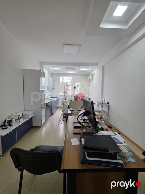 Satılır obyekt 105 m² — Bakı