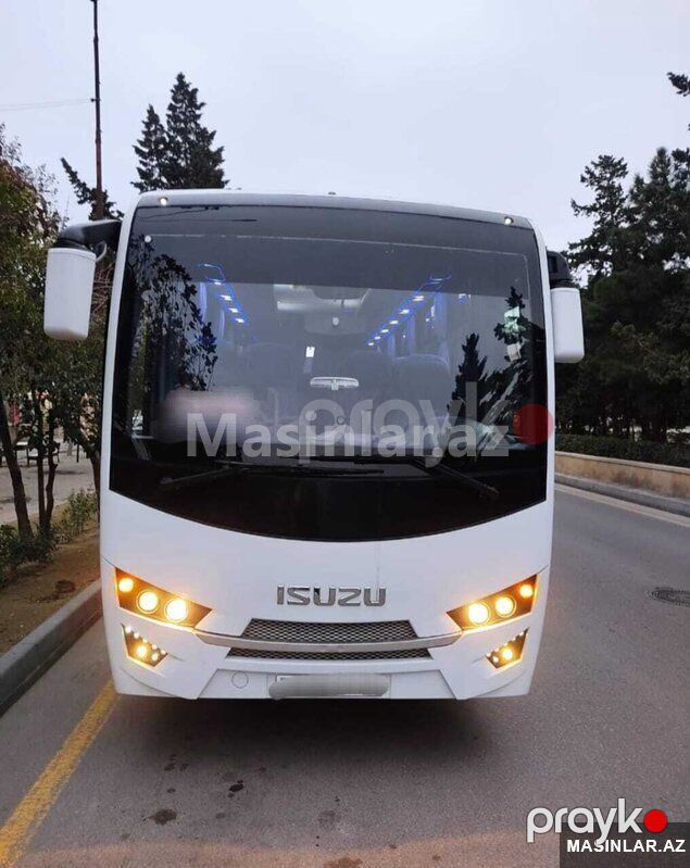 Isuzu isuzi, 2018 il — Minik avtomobili icarəsi, Bakı (2)