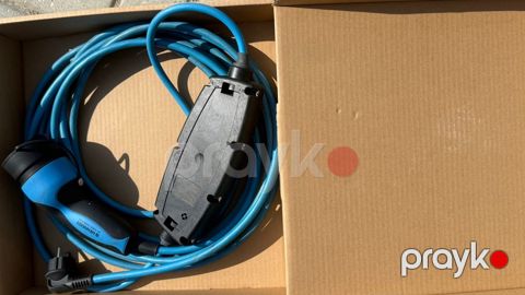 Type2 portativ elektromobil şarj aparatı — Bakı