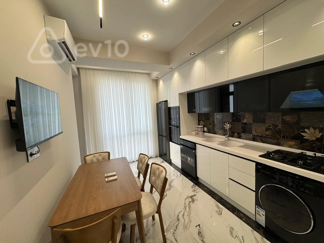 3 otaqlı mənzil, 110 m², Natiq Əliyev küçəsi — kirayə — Mənzil, Bakı (5)