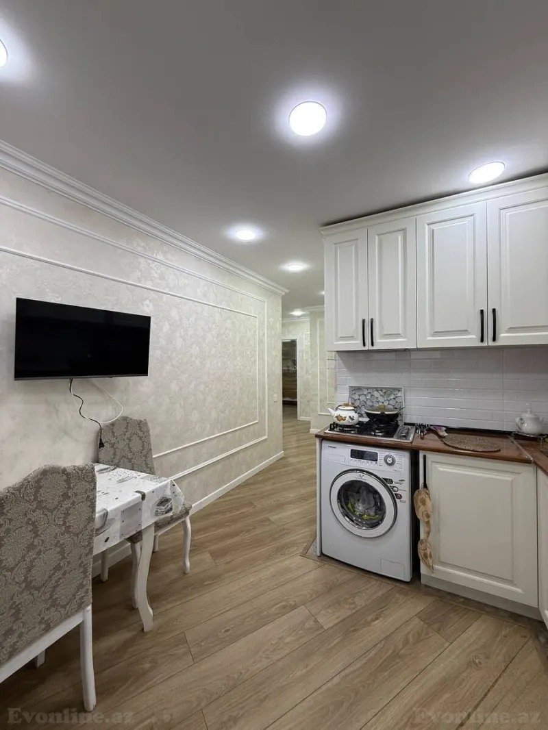 Satılır 3 otaqlı Mənzil Köhnə tikili 80 m² Bakı, Xətai r., Əhmədli m — Mənzil, Bakı (8)