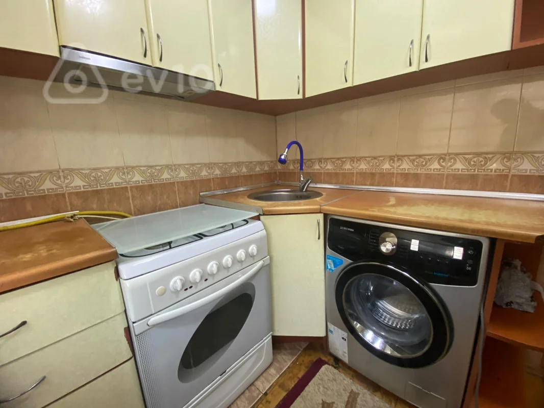 3 otaqlı mənzil, 70 m², Radiozavod — kirayə — Mənzil, Bakı (9)