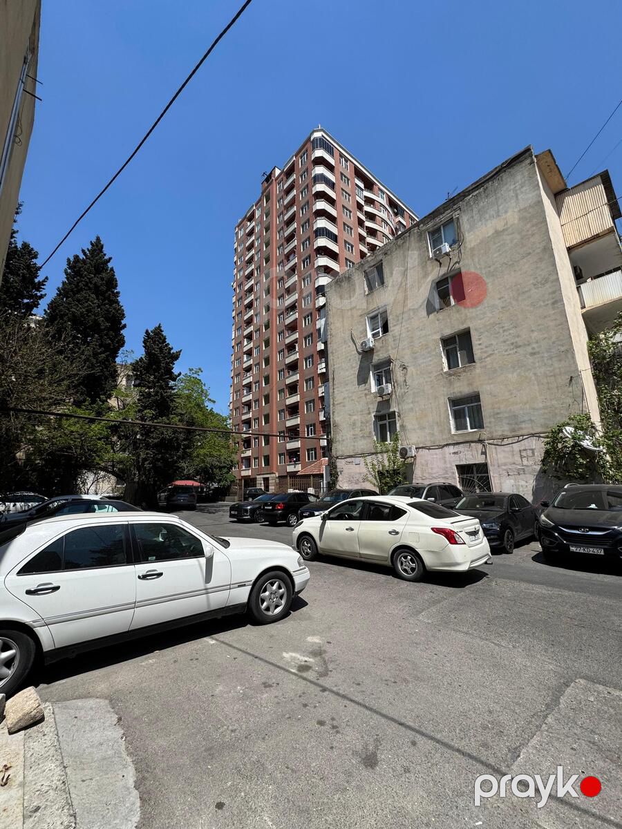 Satılır 2 otaqlı köhnə tikili 60 m² — Mənzil, Bakı (9)