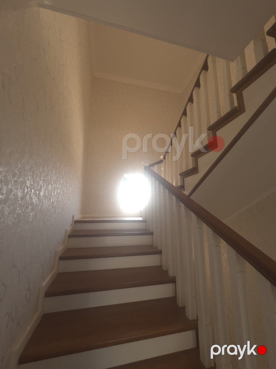 Satılır 5 otaqlı həyət evi/bağ evi 250 m² — Ev, villa, Bakı (9)