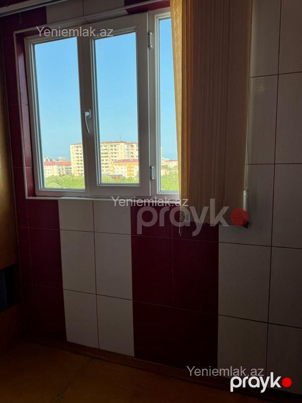 Satılır 3 otaqlı Bina evi menzil (Köhnə tikili), 72 m², 9-cu mikrorayon — Mənzil, Sumqayıt (5)