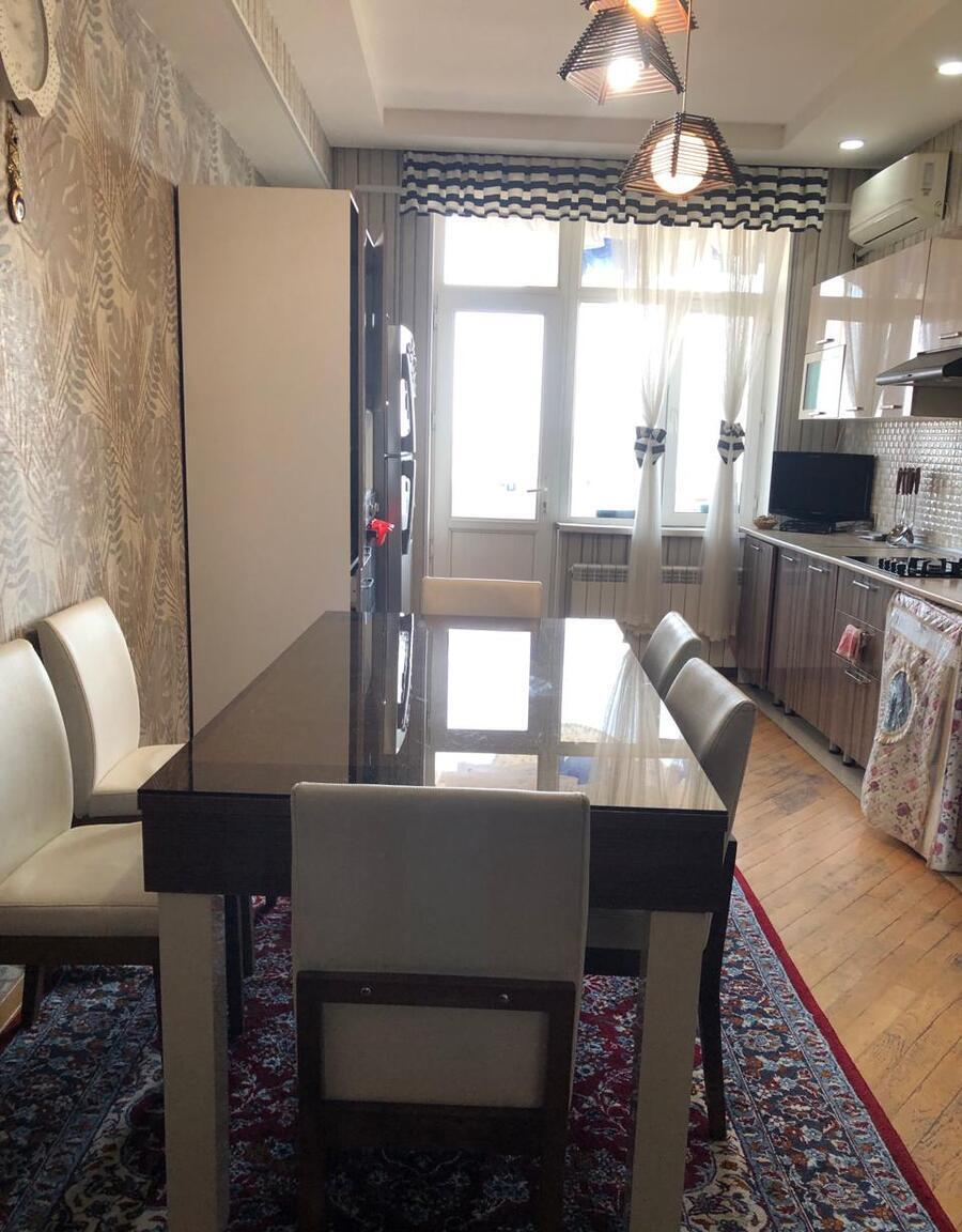 4 otaqlı mənzil 197 m² satılır — Mənzil, Bakı (10)