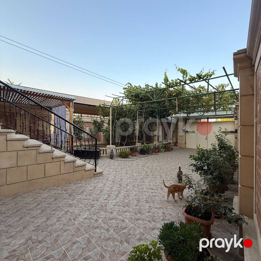 Satılır 7 otaqlı həyət evi/bağ evi 300 m² — Ev, villa, Bakı (4)