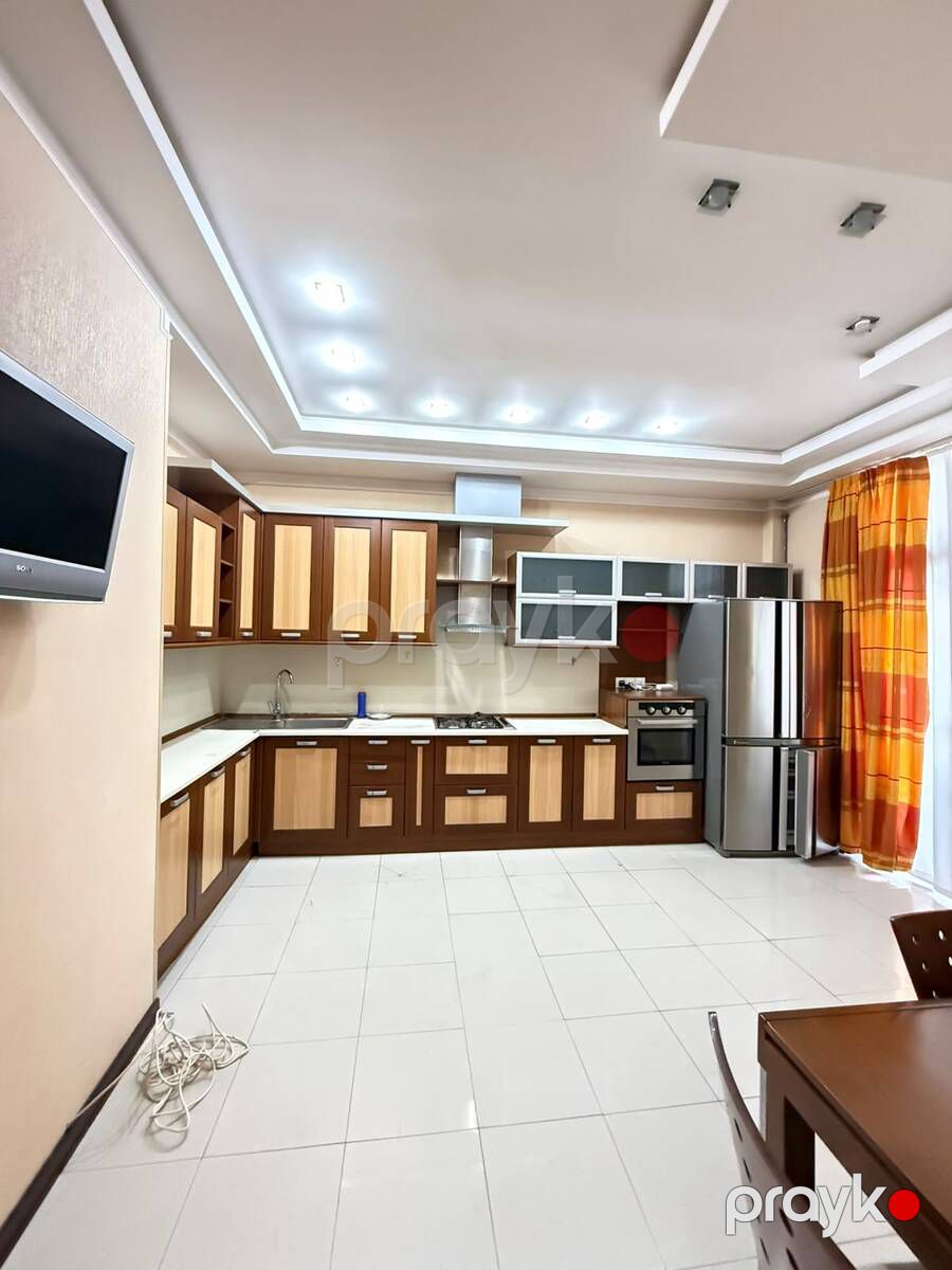 3-otaqlı yeni tikili kirayə verilir, Nəsimi r., 165 m² — Mənzil, Bakı (12)