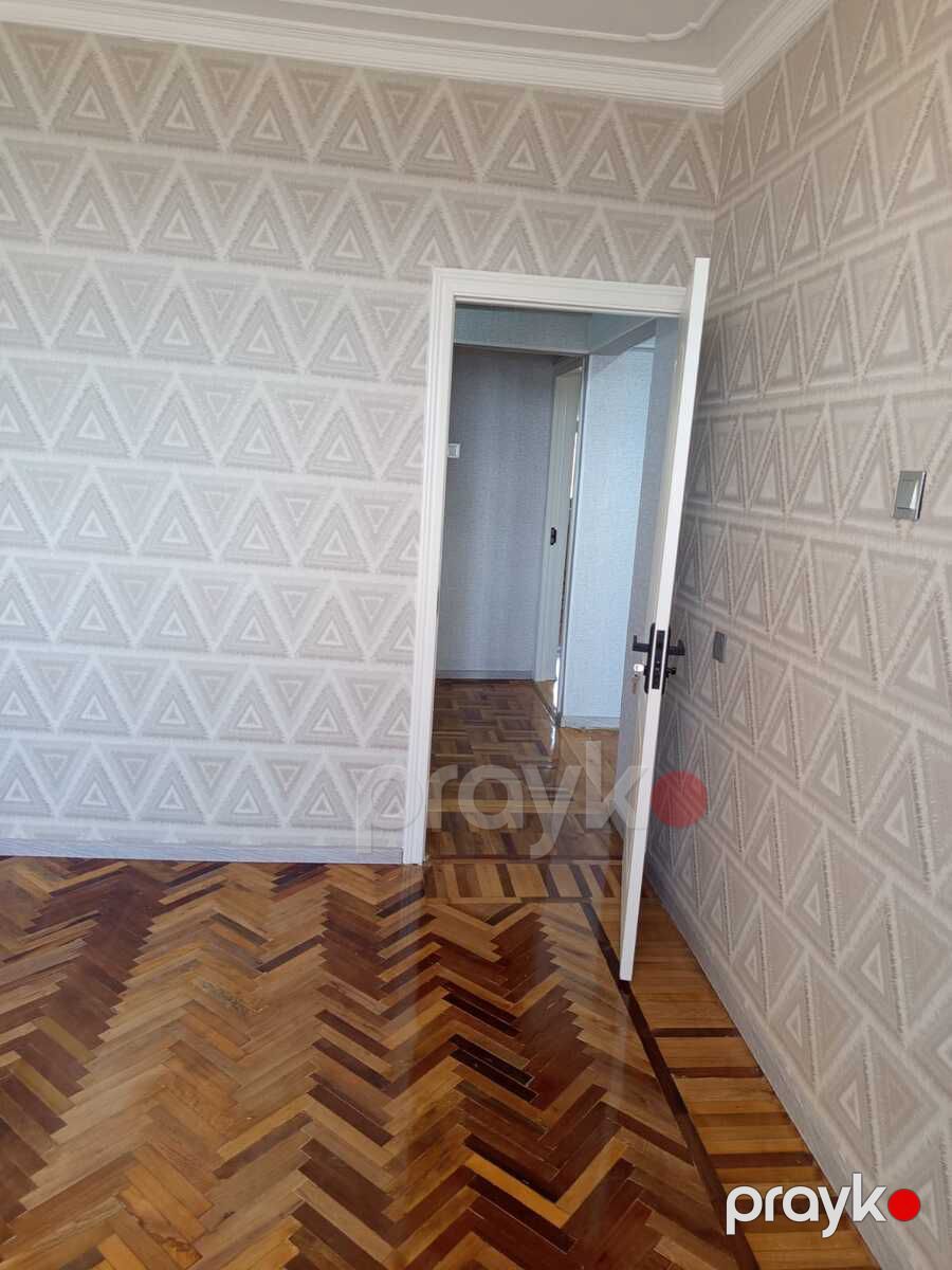 Satılır 3 otaqlı köhnə tikili 100 m² — Mənzil, Bakı (7)
