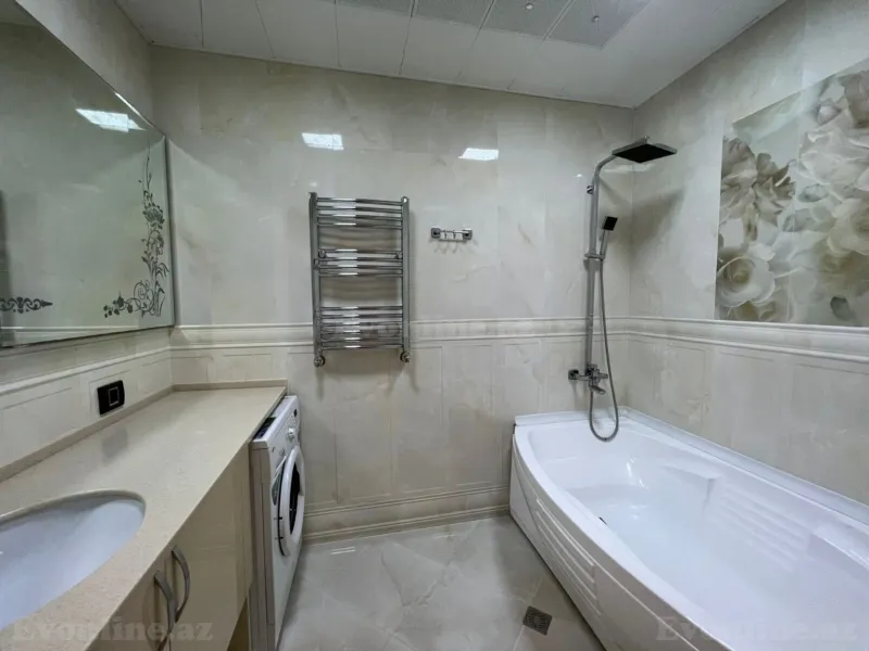 Satılır 3 otaqlı Mənzil Yeni tikili 130 m² Bakı, Xətai r — Mənzil, Bakı (6)