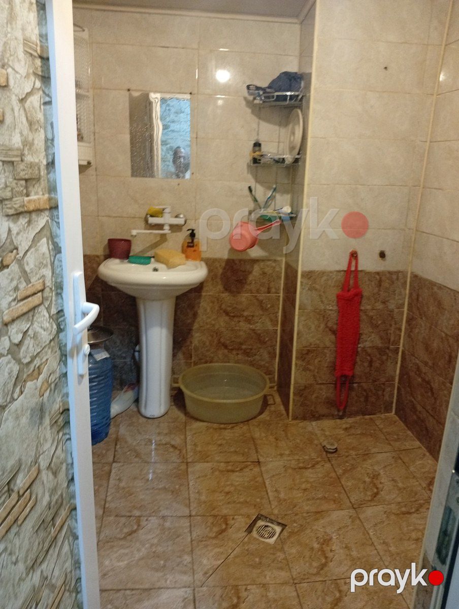 Satılır 2 otaqlı köhnə tikili 45 m² — Mənzil, Bakı (7)