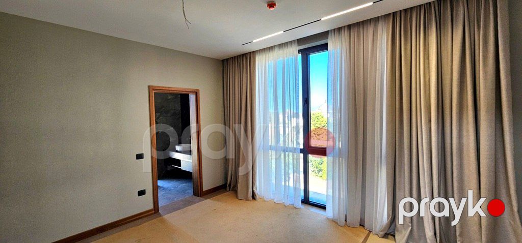 Satılır 5 otaqlı həyət evi/bağ evi 300 m² — Ev, villa, Bakı (9)