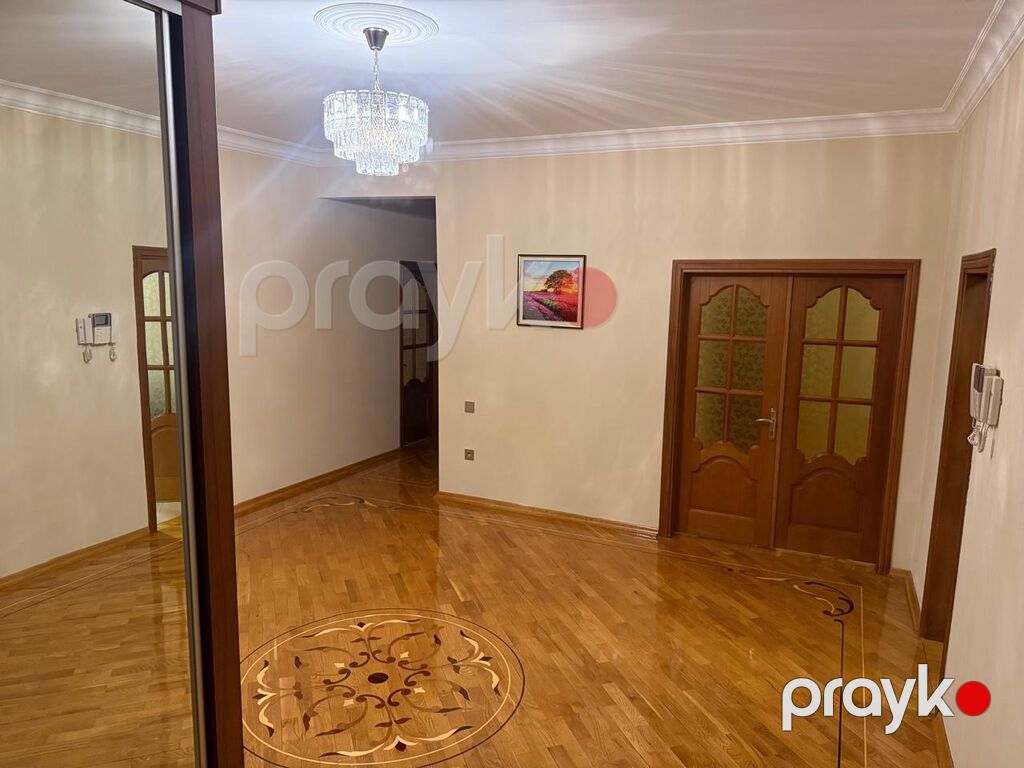 4 otaqlı, Yeni tikili, 212 kv. m — Mənzil, Bakı (3)