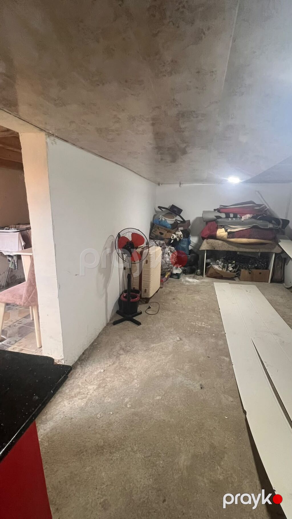 Xirdalanda 5 nom mektebin yaxinliginda kursulu altı qaracli 4 otagli — Ev, villa, Xırdalan (2)