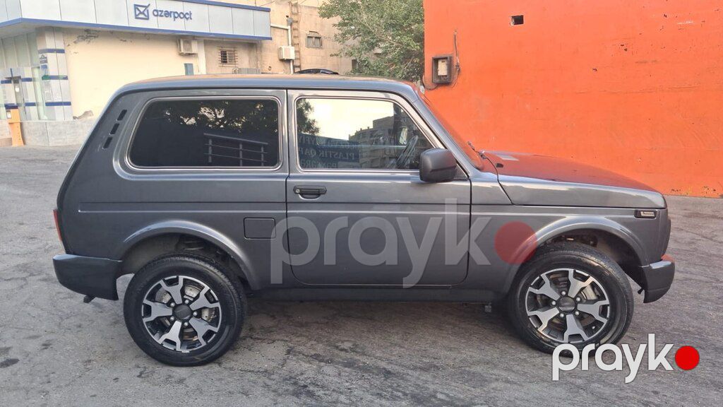 Lada (VAZ) Niva, 1.7 L, 2018 il, 90 600 km — Avtomobillər, Bakı (6)