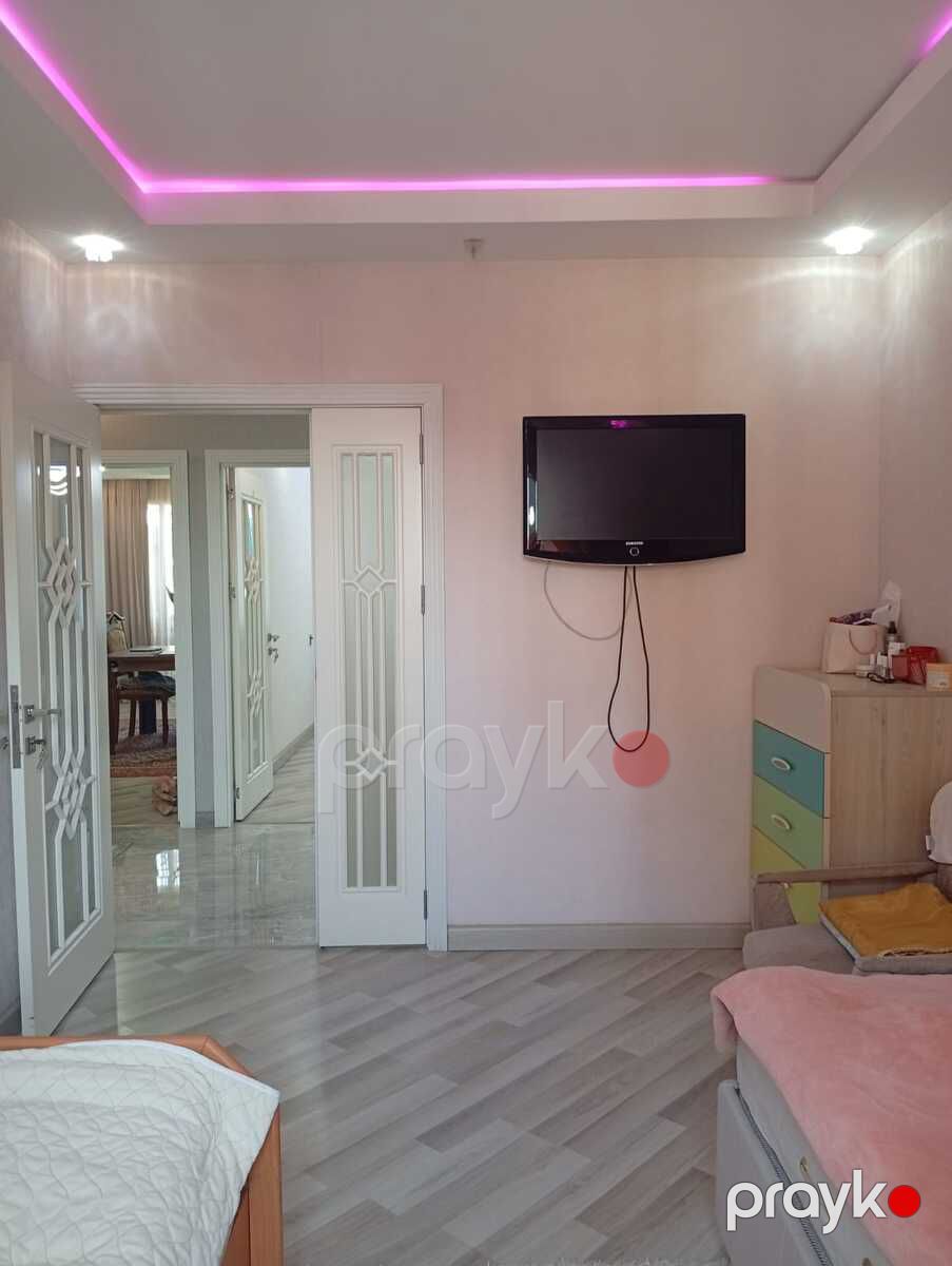 Satılır 5 otaqlı köhnə tikili 100 m² — Mənzil, Bakı (8)