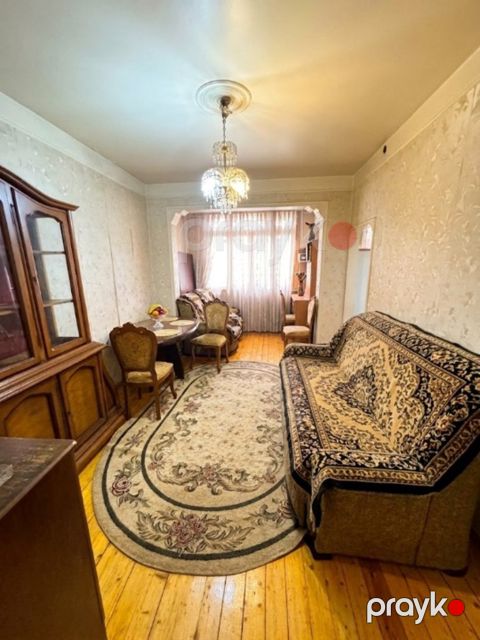 Satılır 2 otaqlı köhnə tikili 55 m² — Bakı