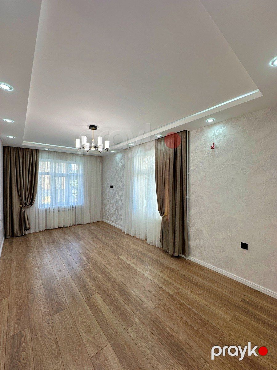 Satılır 2 otaqlı köhnə tikili 65 m² — Mənzil, Bakı (7)