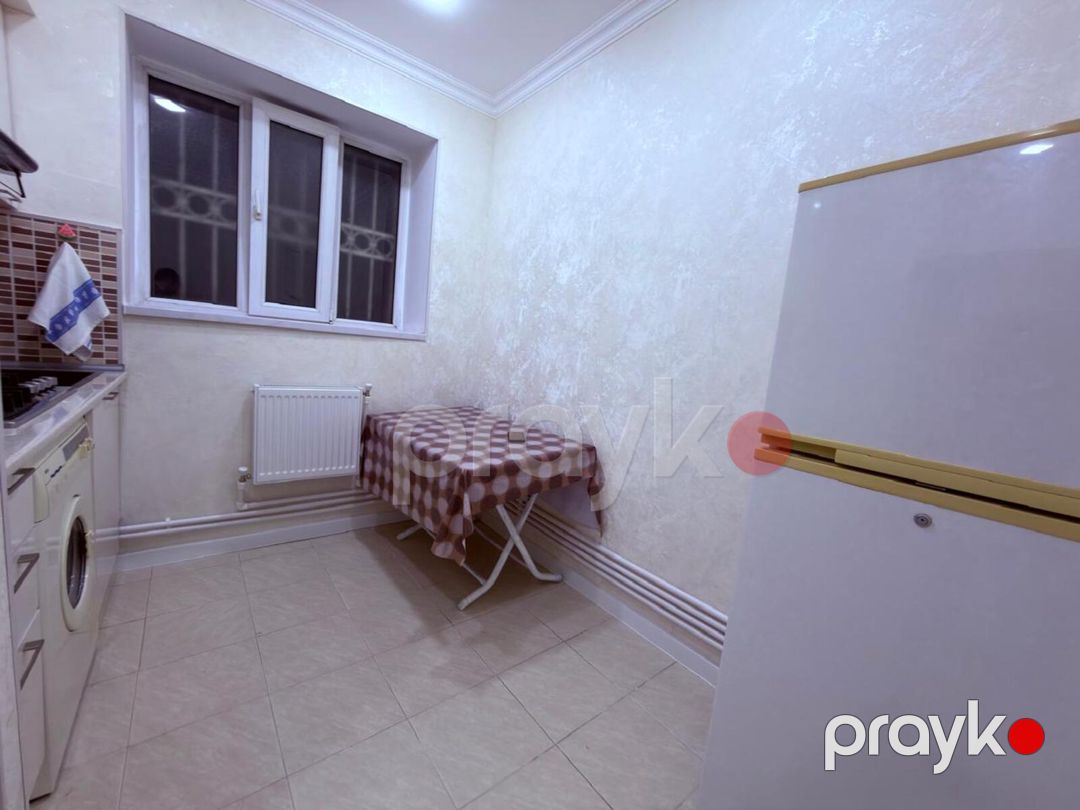 İcarəyə verilir 1 otaqlı köhnə tikili 47 m² — Mənzil, Bakı (5)