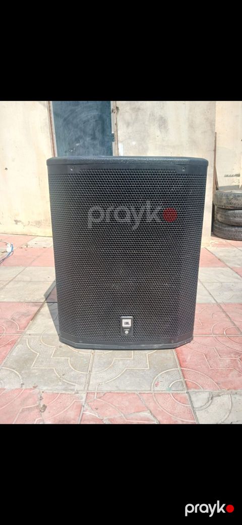 JBL PRX618S-XLF aktiv subvufer - Güclü 18" (457 mm) aşağı tezlik — Masazır