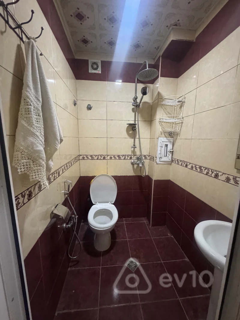 2 otaqlı mənzil, 65 m², Təbriz küçəsi — kirayə — Mənzil, Bakı (9)