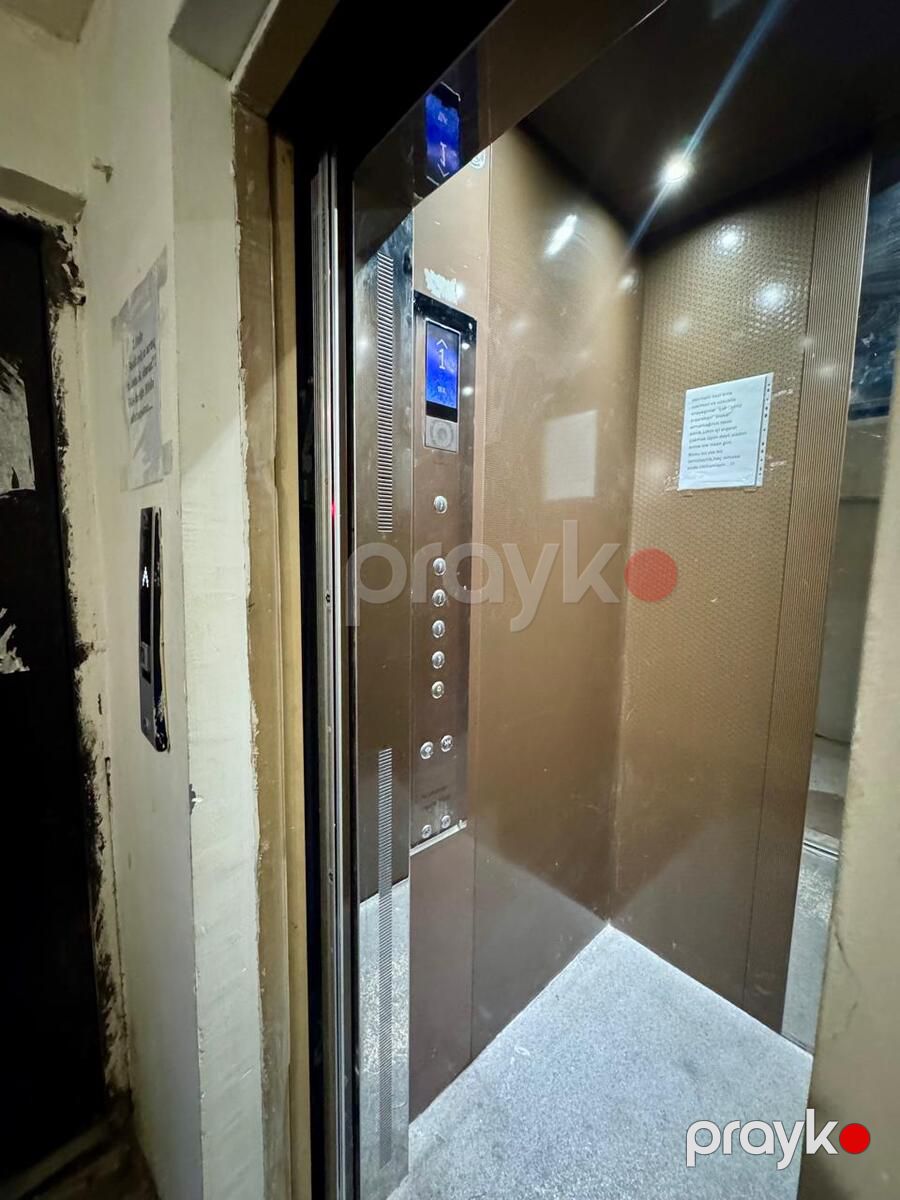 Satılır 2 otaqlı köhnə tikili 65 m² — Mənzil, Bakı (12)