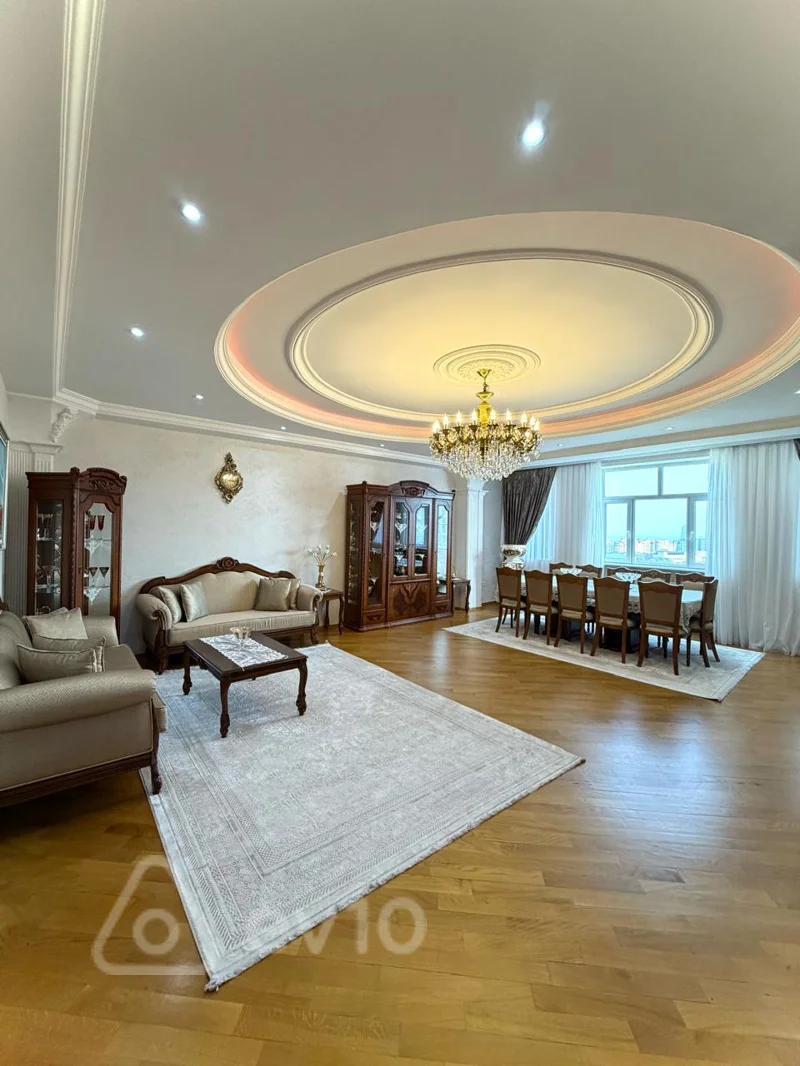 4 otaqlı mənzil, 220 m², Ceyhun Hacıbəyli — Bakı