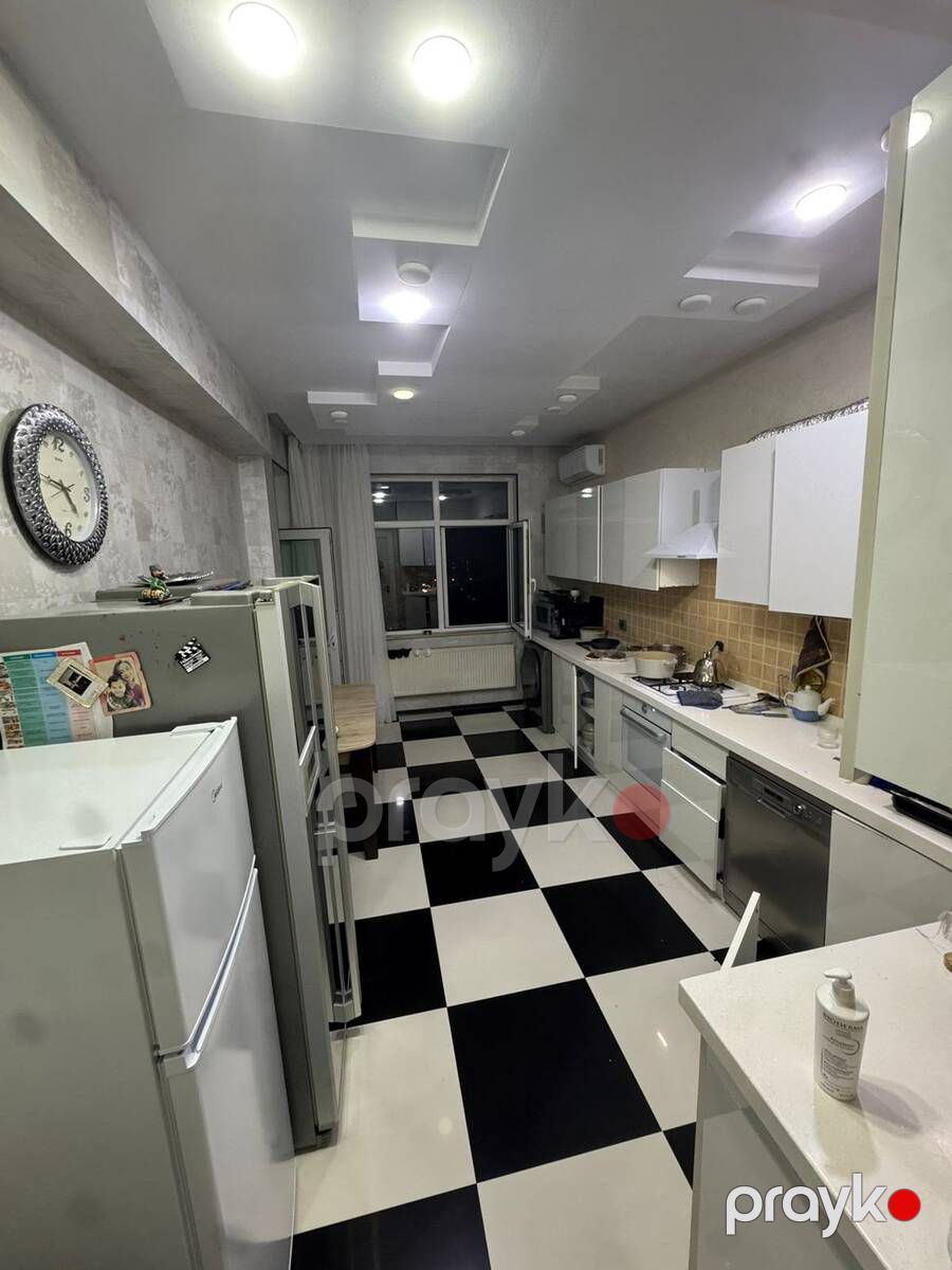 Satılır 4 otaqlı yeni tikili 150 m² — Mənzil, Bakı (11)