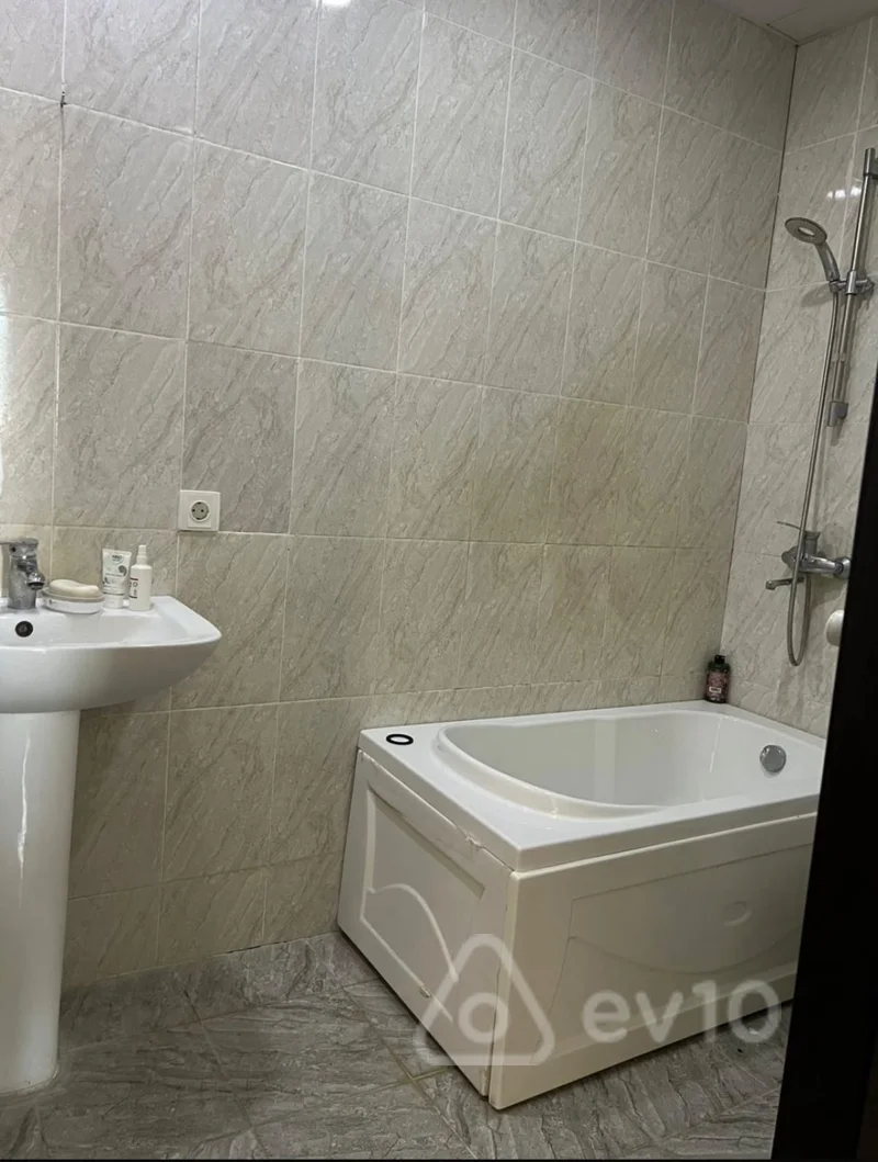 1 otaqlı mənzil, 40 m², Mida yasayis kompleksi — kirayə — Mənzil, Bakı (7)