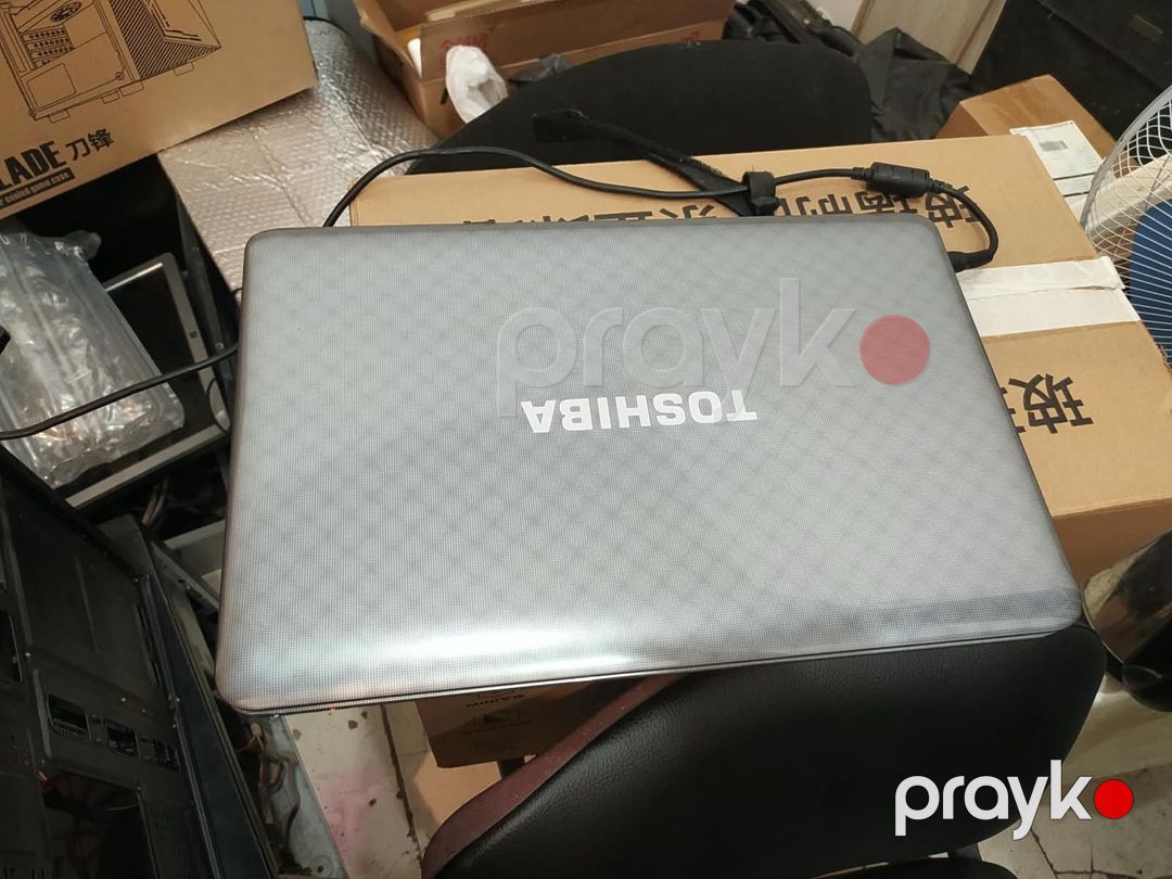 Noutbuk Toshiba — Noutbuklar, Bakı (2)