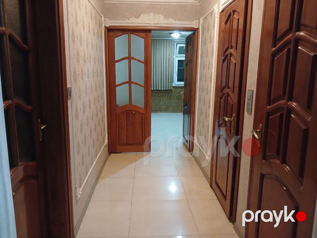 Satılır 4 otaqlı köhnə tikili 100 m² — Mənzil, Bakı (5)
