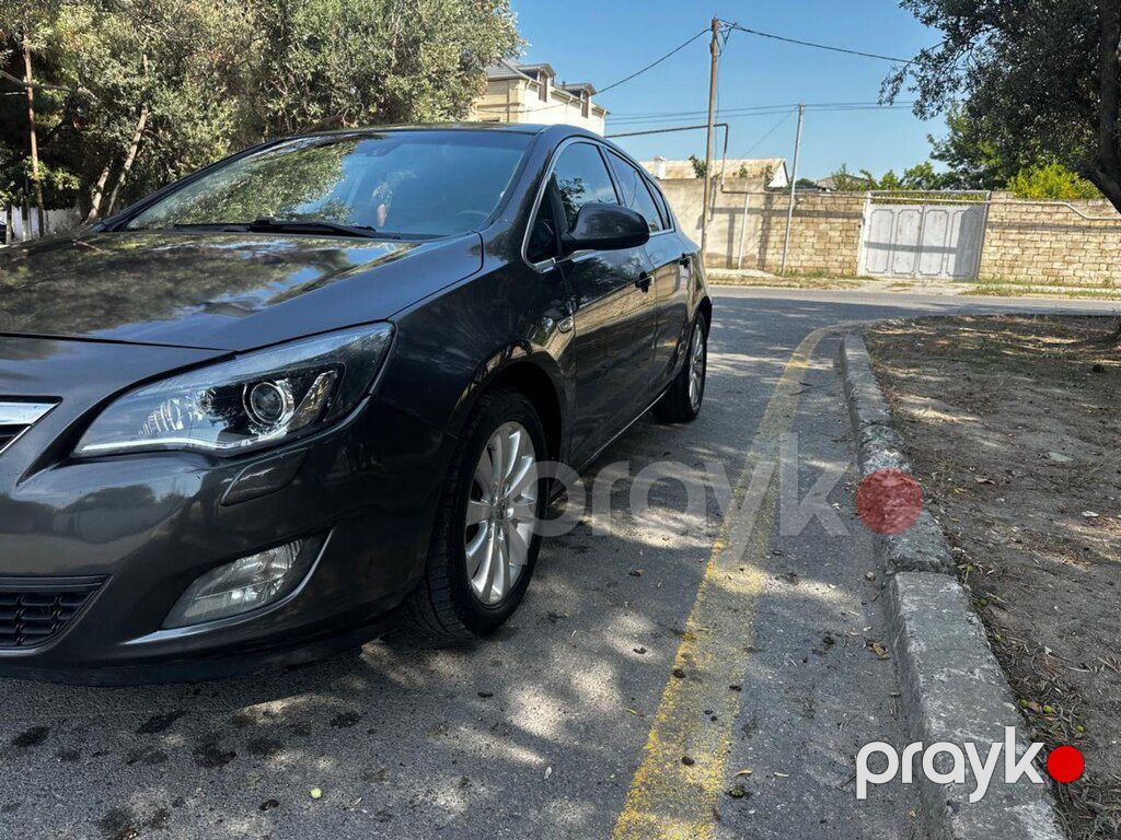Opel Astra, 1.6 L, 2010 il, 317 000 km — Avtomobillər, Sumqayıt (4)