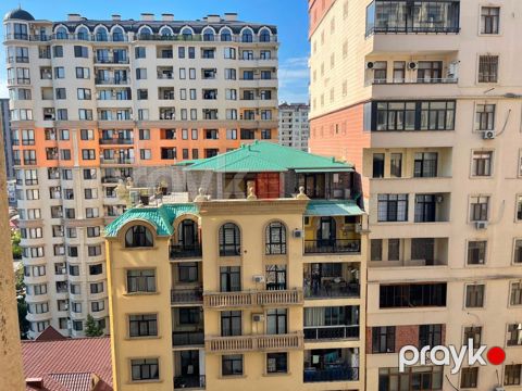 Satılır 4 otaqlı yeni tikili 180 m² — Bakı