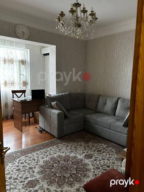 İcarəyə verilir 2 otaqlı köhnə tikili 650 m² — Bakı